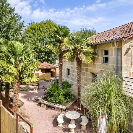 בית נופש Au Petit Grammont - Piscine & Jacuzzi