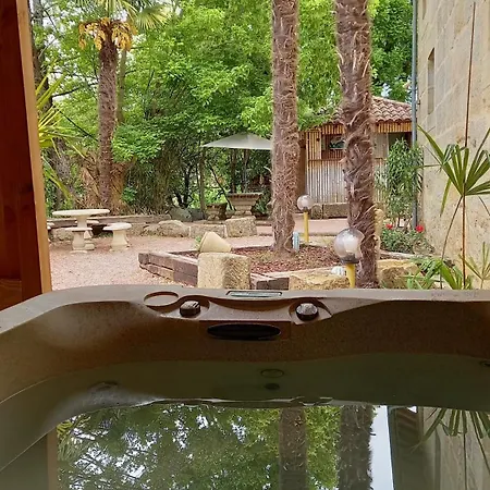 Au Petit Grammont - Magnifique Batisse - 2 Holiday home *