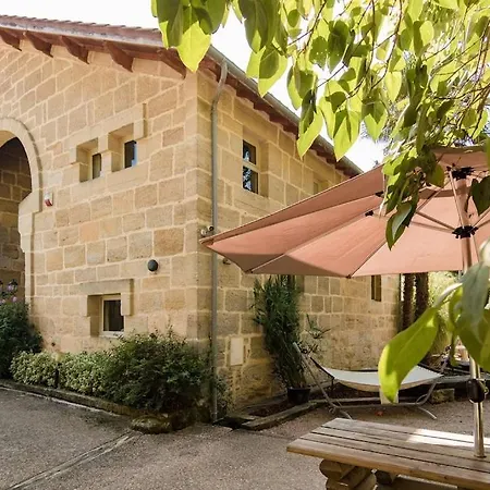בית נופש Au Petit Grammont - Piscine & Jacuzzi