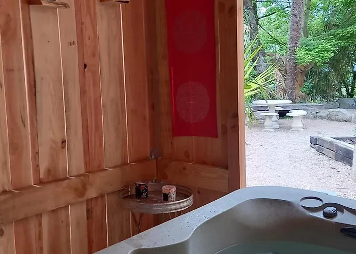 Au Petit Grammont - Piscine & Jacuzzi